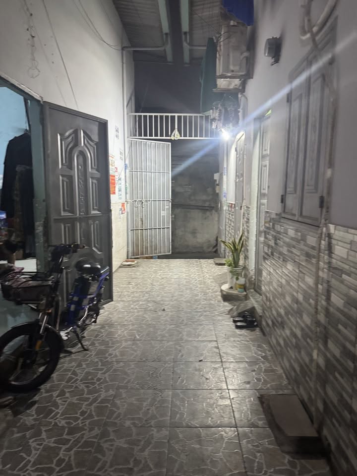 Dãy trọ Bình Trị Đông B, Bình Tân 105m² giá 15 triệu - Đầu tư sinh lời ngay!