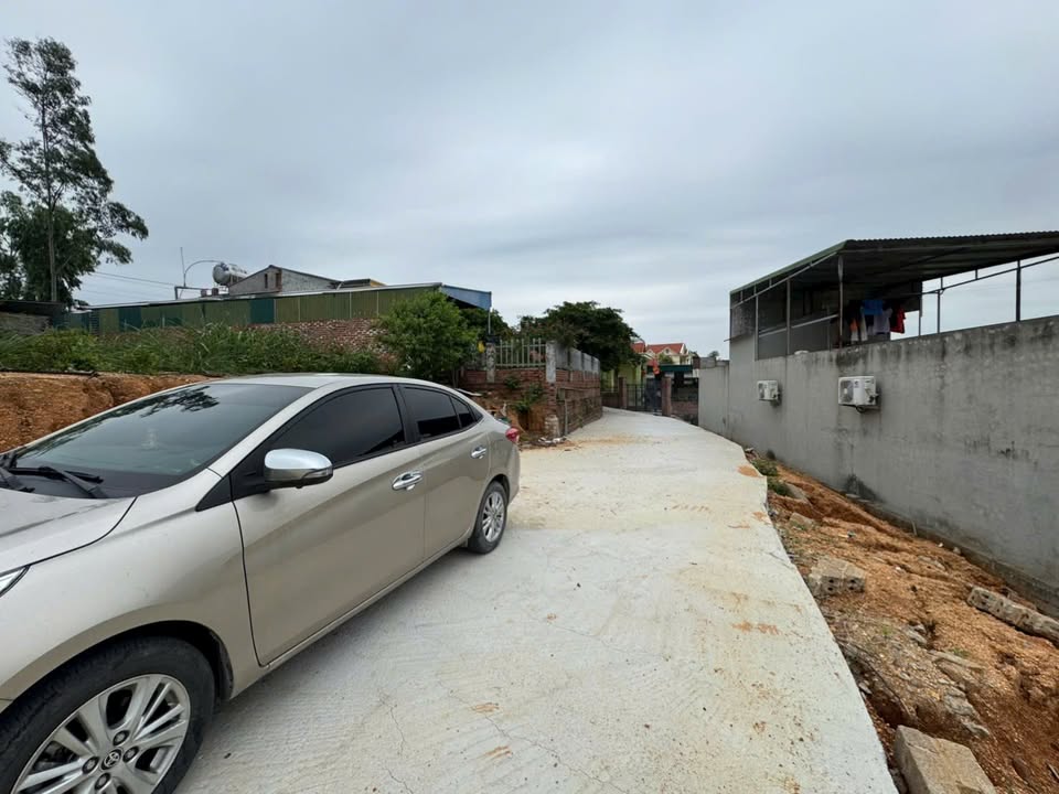 Đất nền Việt Hưng Hạ Long 99m² - Chính chủ bán gấp, giá thỏa thuận!