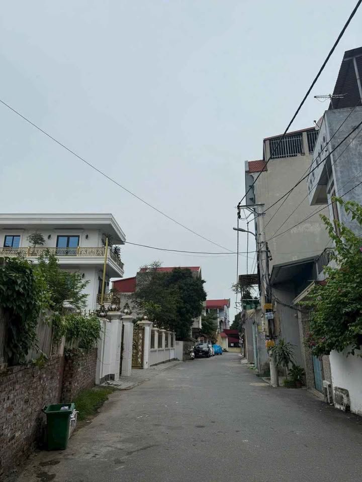 Nhà 2 tầng Võ Cường Bắc Ninh 70m² giá 4 tỷ - Phong thủy tốt, mát mẻ!