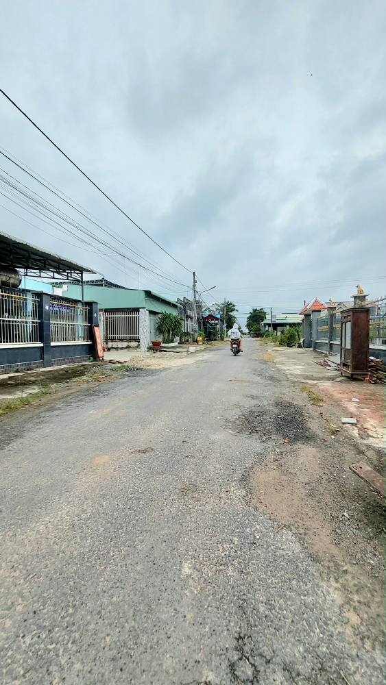 Đất thổ cư Ninh Lợi Tây Ninh 140m² giá 2.6 tỷ - Hướng Tây, đường nhựa thông thoáng