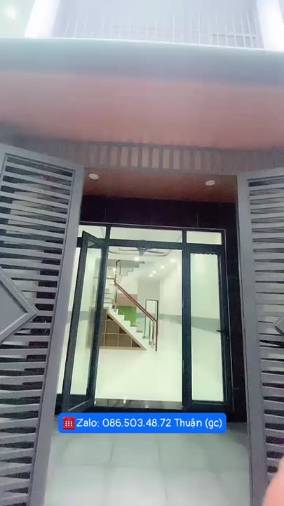 Nhà phố Dĩ An 55m² giá 2.1 tỷ - Bán gấp do chuyển công tác!