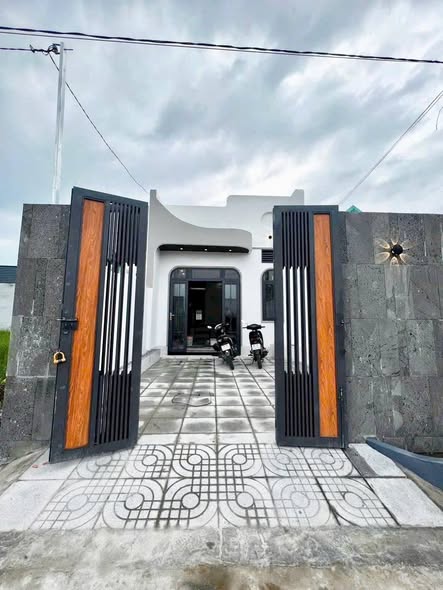 Nhà mới xây tại Đức Hòa, Long An 130m² chỉ 1.95 tỷ - Sổ đỏ chính chủ!