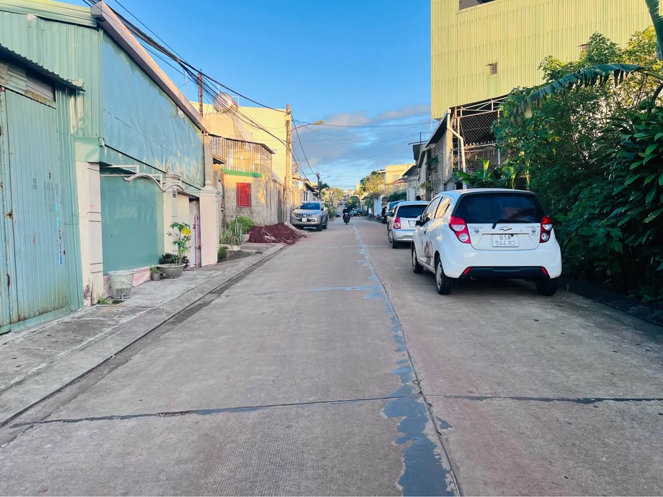 Đất hẻm chính Trường Chinh, Pleiku 207m² giá 2.3 tỷ - Tiềm năng tăng giá cao!