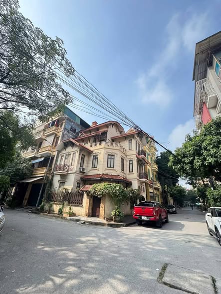 Nhà phố KĐT Đại Kim 50m² giá 23 tỷ - Mặt tiền 6m, lô góc kinh doanh!