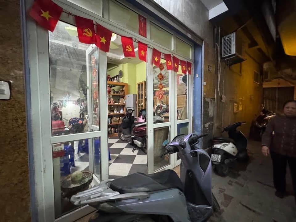 Nhà phố Bạch Mai 28m² giá 6.95 tỷ - Đủ công năng, sẵn sàng vào ở!