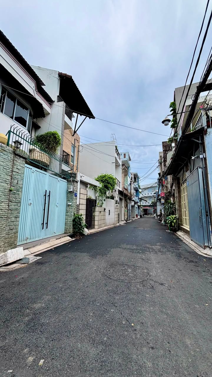 Nhà riêng Tân Sơn Nhì 42m² giá 4.2 tỷ - Căn góc thông thoáng, khu vip!