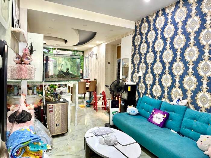 Nhà 4 tầng Thích Quảng Đức, Phú Nhuận 72m² giá 8.58 tỷ - Sổ đỏ chính chủ, xe 7 chỗ đậu cửa!