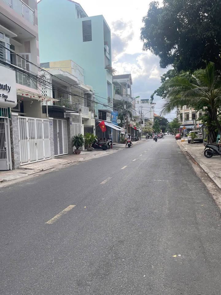 Nhà 6 tầng Mê Linh, Nha Trang 70,2m² giá 26 tỷ - Đầu tư sinh lời cao!