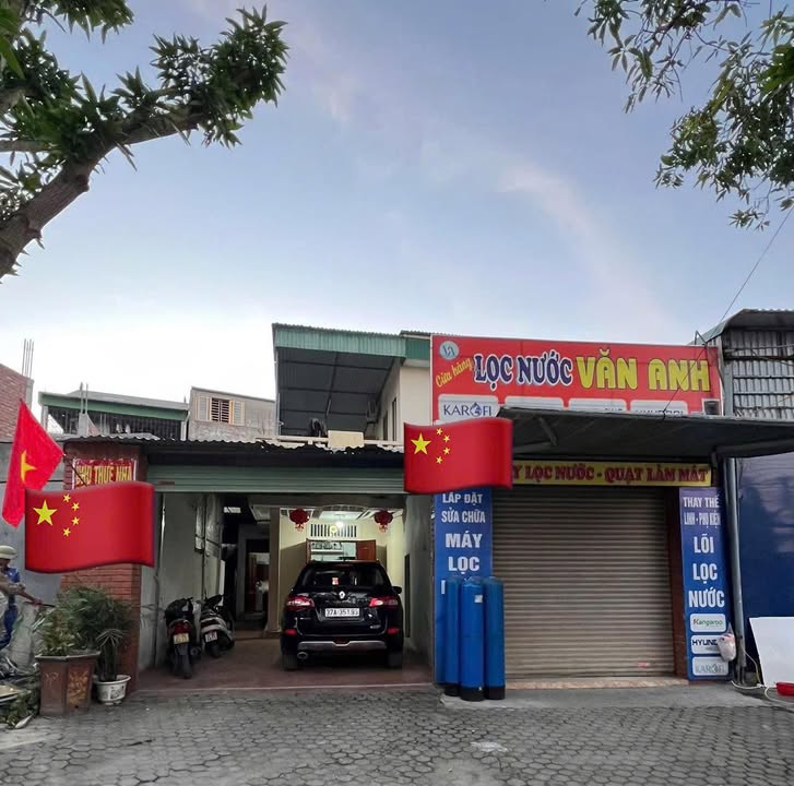 Nhà mặt đường Trường Chinh, Vinh 200m² giá 18 triệu - Phù hợp kinh doanh và văn phòng!