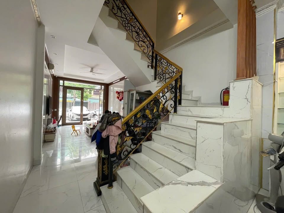 Nhà phố Đinh Liệt, Thanh Hóa 88m² giá 8 tỷ - Kinh doanh đắc địa!