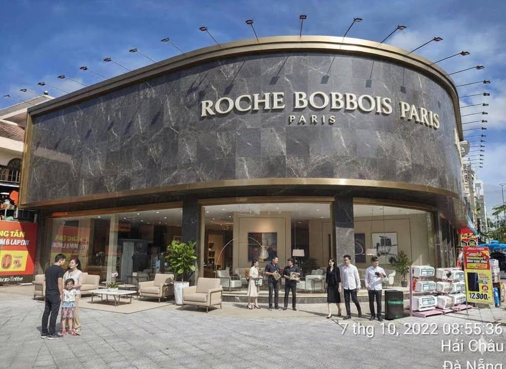 Cho thuê mặt bằng lô góc 2 mặt tiền Núi Thành, Hải Châu 533m² - Vị trí kinh doanh đắc địa!