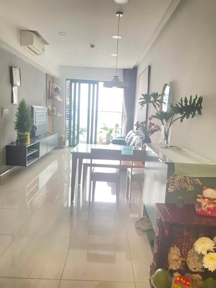 Căn hộ Emerald Celadon Tân Phú 71m² giá 5.3 tỷ - Full nội thất sang trọng!