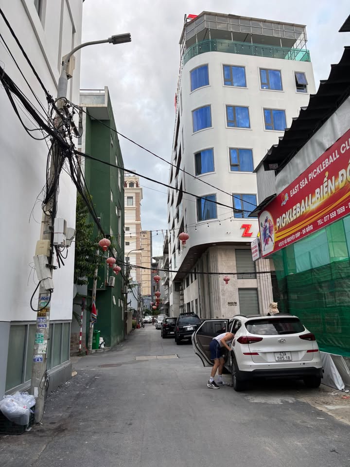 Bán nhà 2 tầng Võ Nguyên Giáp 75m² giá 9 tỷ - Gần biển, cho thuê 20 triệu/tháng!