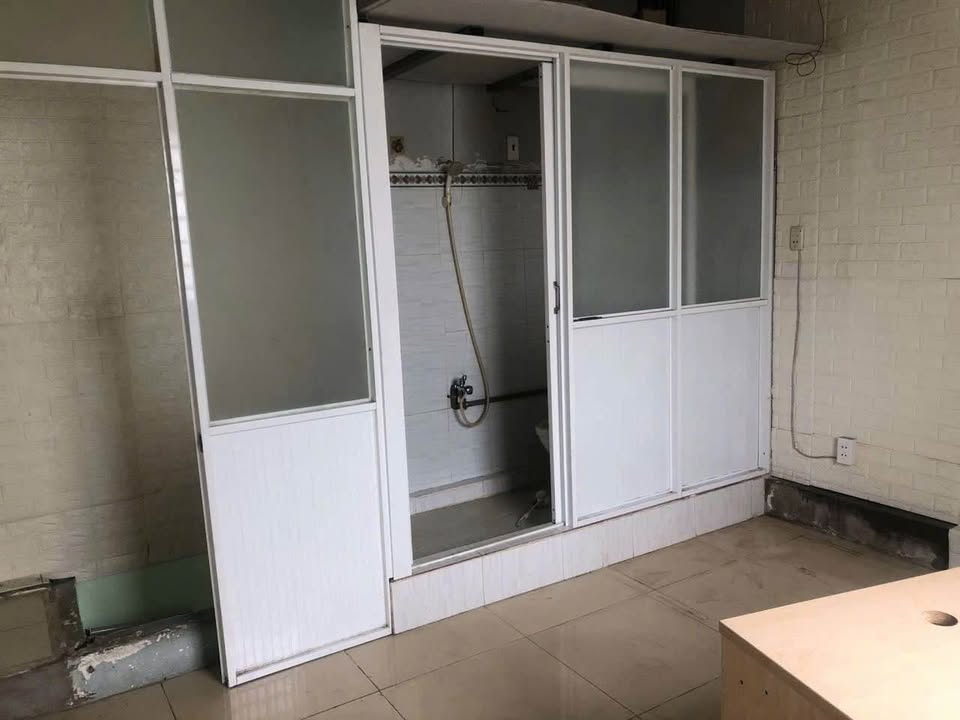 Nhà cho thuê Quận 8 15m² giá 4 triệu - Gần cầu số 1