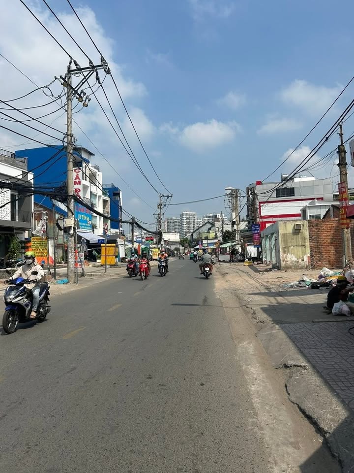 Nhà trọ kinh doanh ổn định Nguyễn Thị Định Quận 2 105m² giá chỉ 8 tỷ