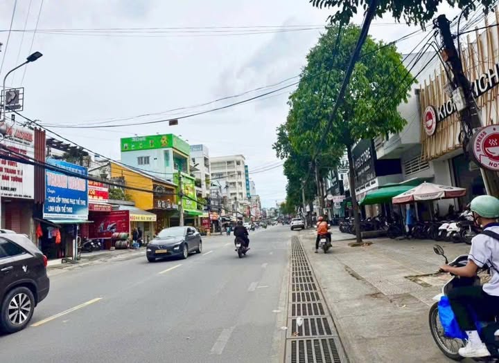 Bán mặt tiền Phạm Văn Thuận, Biên Hòa 1500m² giá 85 tỷ - Đầu tư sinh lời ngay!