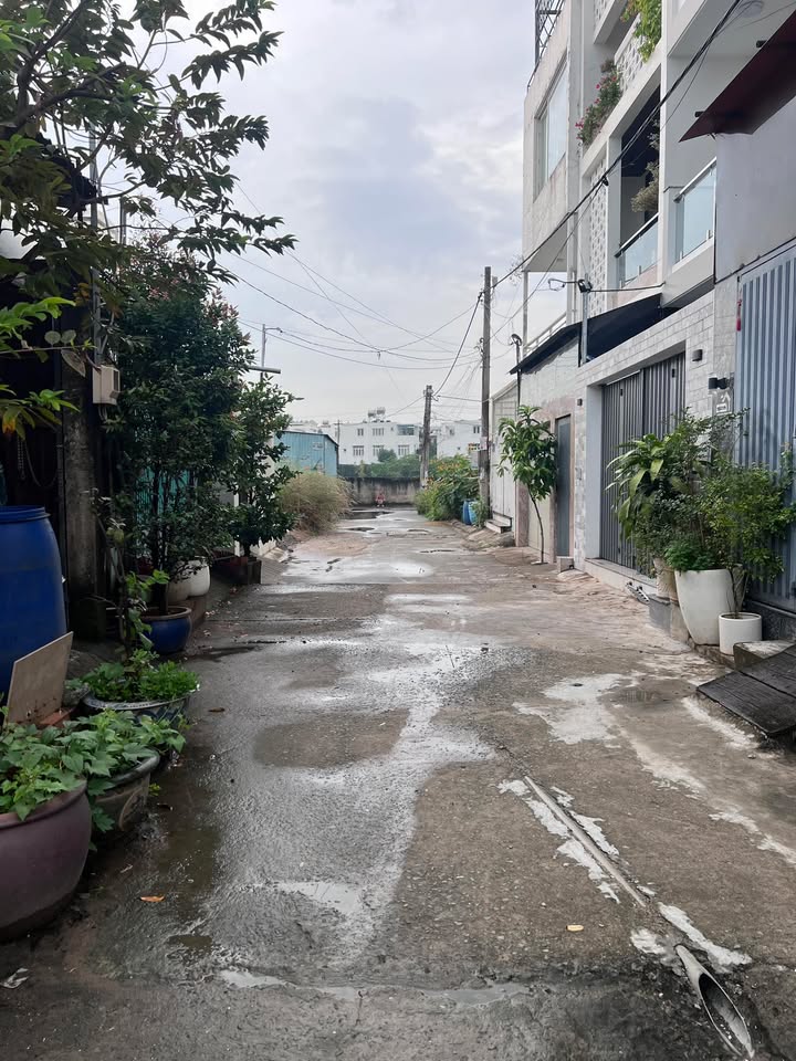 Đất nền hẻm 95 Bưng Ông Thoàn, Thủ Đức 52m² giá 4.25 tỷ - Vị trí đắc địa, tiện xây ở!