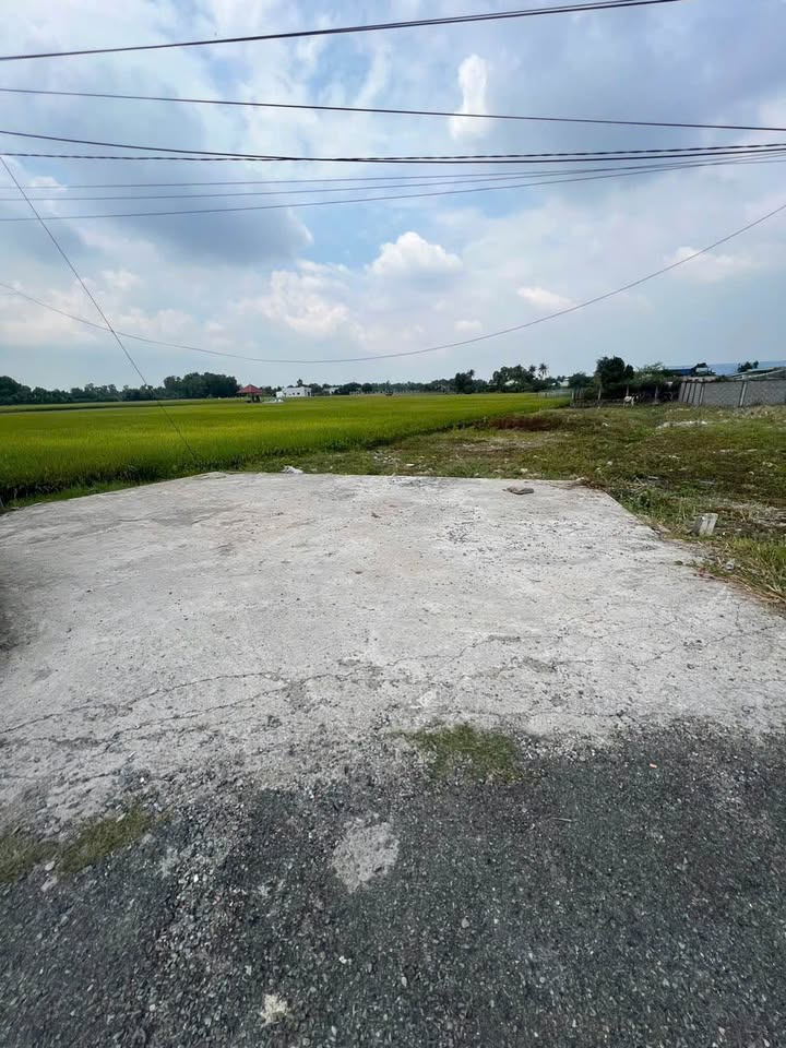 Đất thổ cư Long Hiệp 200m² giá 1.85 tỷ - Mặt tiền nhựa, xe tải lớn thuận tiện!