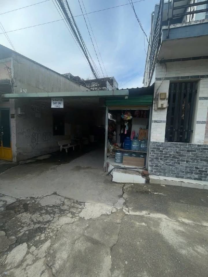 Dãy trọ 3 tầng Tăng Nhơn Phú Q9, 200m² giá 11.X tỷ - Dòng tiền 45 triệu/tháng!