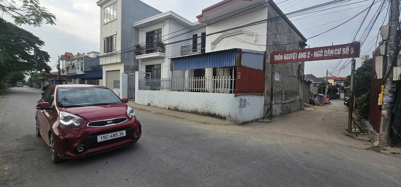 Nhà cấp 4 lô góc 3 mặt tiền Nguyệt Áng - Thái Sơn, giá chỉ 1 tỷ - Cơ hội sở hữu tuyệt vời!