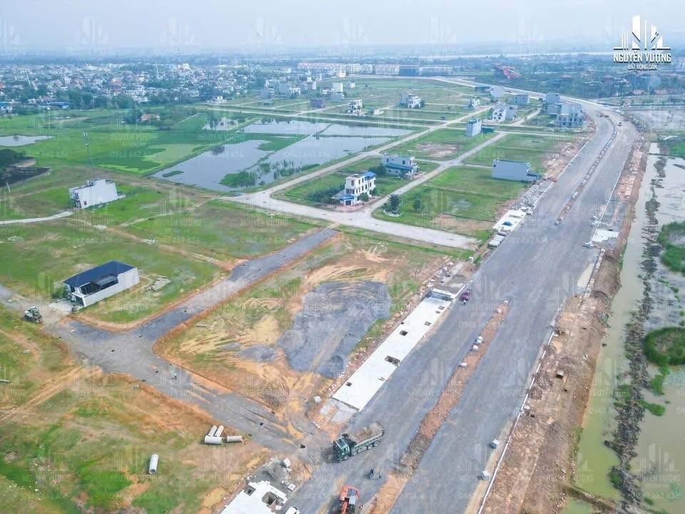 Lô đất 100m² tại Khu TĐC Châu Thành, Sầm Sơn - Hướng Đông, giá tốt thương lượng!