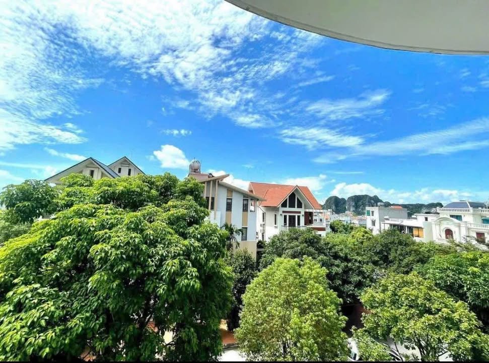 Biệt thự Đồi T5 Hạ Long 216m² giá 16.5 tỷ - Không gian sống lý tưởng!