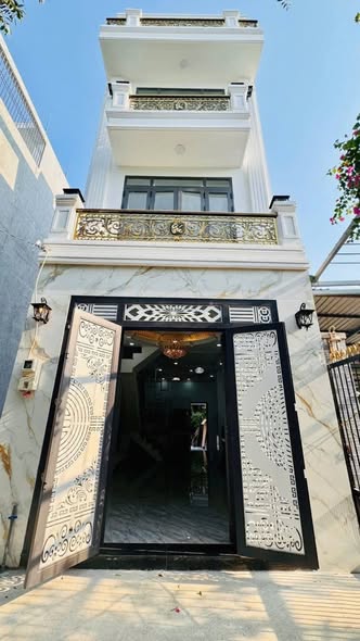 Nhà bán hẻm 6m đường Huỳnh Tấn Phát, Nhà Bè, 79.8m² giá 6 tỷ - Sổ hồng riêng, khu yên tĩnh!