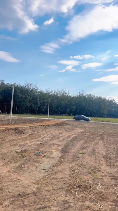 Đất Minh Hưng 6.100m² giá 1.7 tỷ - Mặt suối cực đẹp, vào ở ngay!