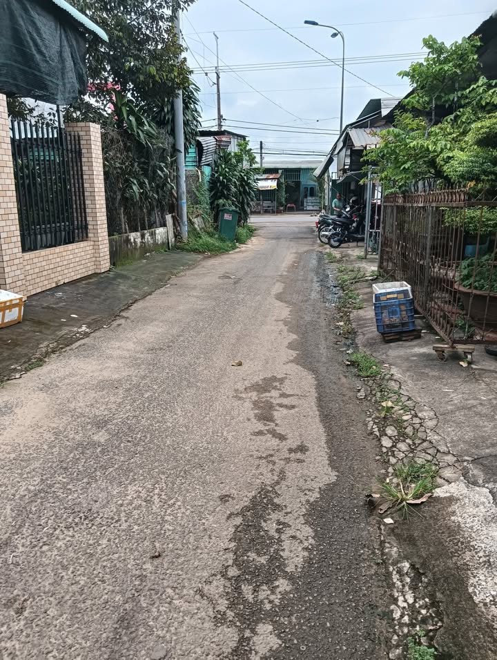 Nhà bán gấp tại phường Bình Lộc, Long Khánh, Đồng Nai - Diện tích 174m², giá thỏa thuận