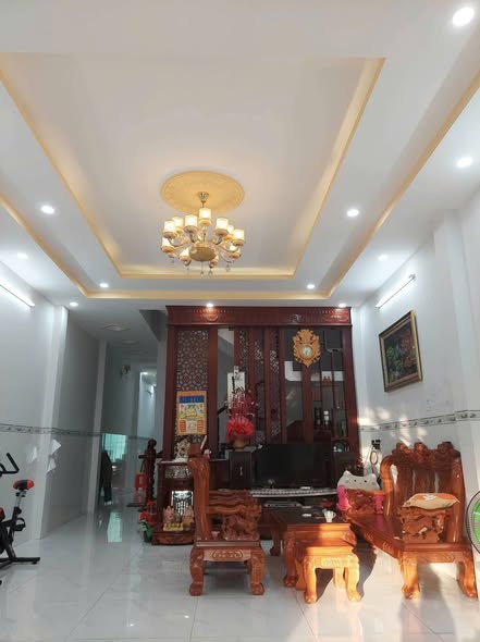 Nhà 2 Tầng Đường Số 1, Phường Long Tuyền 105m² Giá 4.8 Tỷ - Vị Trí Đẹp, Tiện Ích Hoàn Hảo!