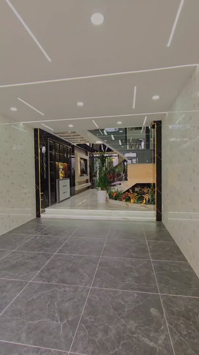 Nhà đẹp Thạnh Lộc, Quận 12 - 68m² giá 7.65 tỷ - Thiết kế hiện đại, sẵn sàng ở ngay!