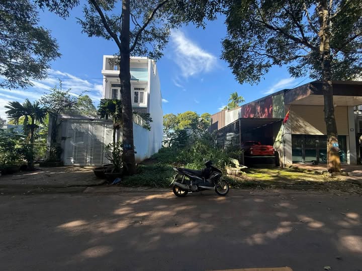 Đất thổ cư Đường Y Linh, Tân Hòa, 120m² giá 3.8 tỷ - Đầu tư sinh lời ngay!