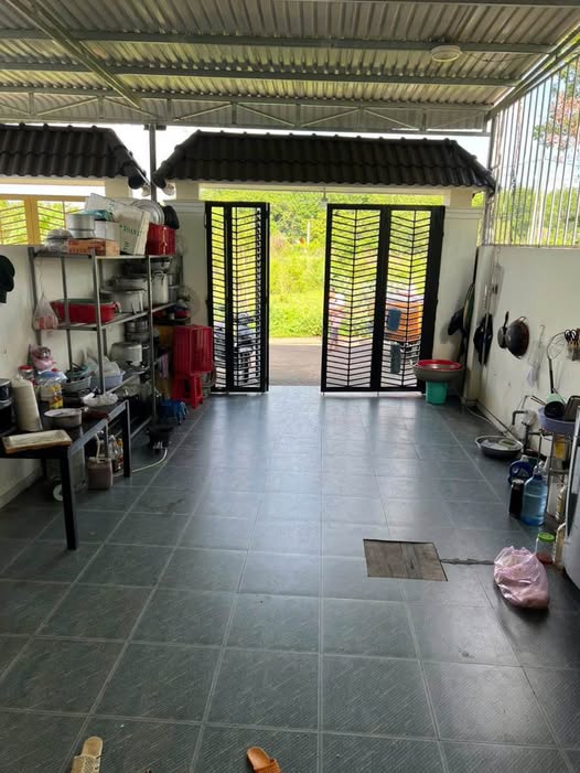 Nhà 1 trệt 1 lầu 130m² tại Suối Cam, Đồng Xoài - Giá chỉ 1 tỷ!