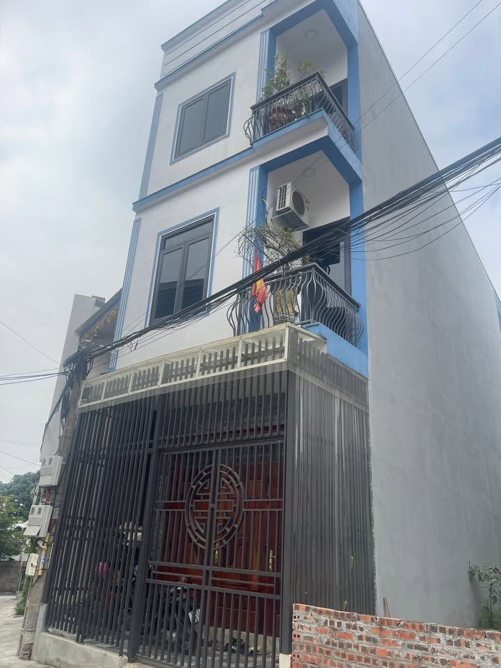 Nhà 3 tầng Nông Trang 90m² giá 5 tỷ - Mới và tiện nghi