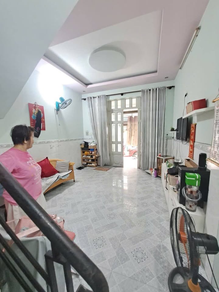 Nhà cho thuê 2PN 2WC tại Bình Trị Đông A, Bình Tân - Giá 6 triệu/tháng, hướng Đông