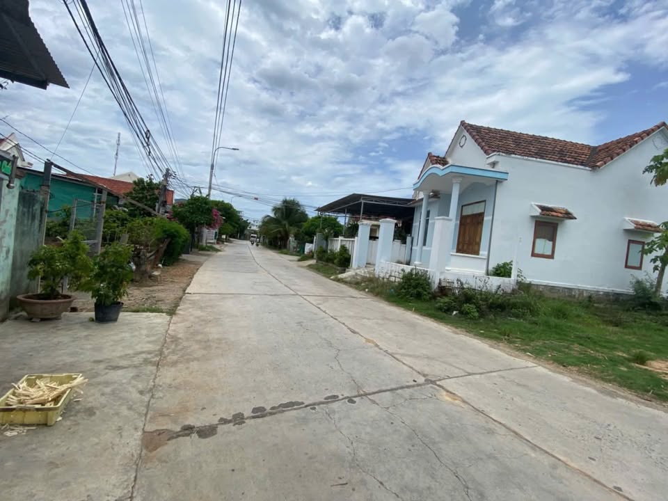 Đất nền Ninh Quang Ninh Hòa 100m² giá 650 triệu - Đầu tư kinh doanh sinh lời!