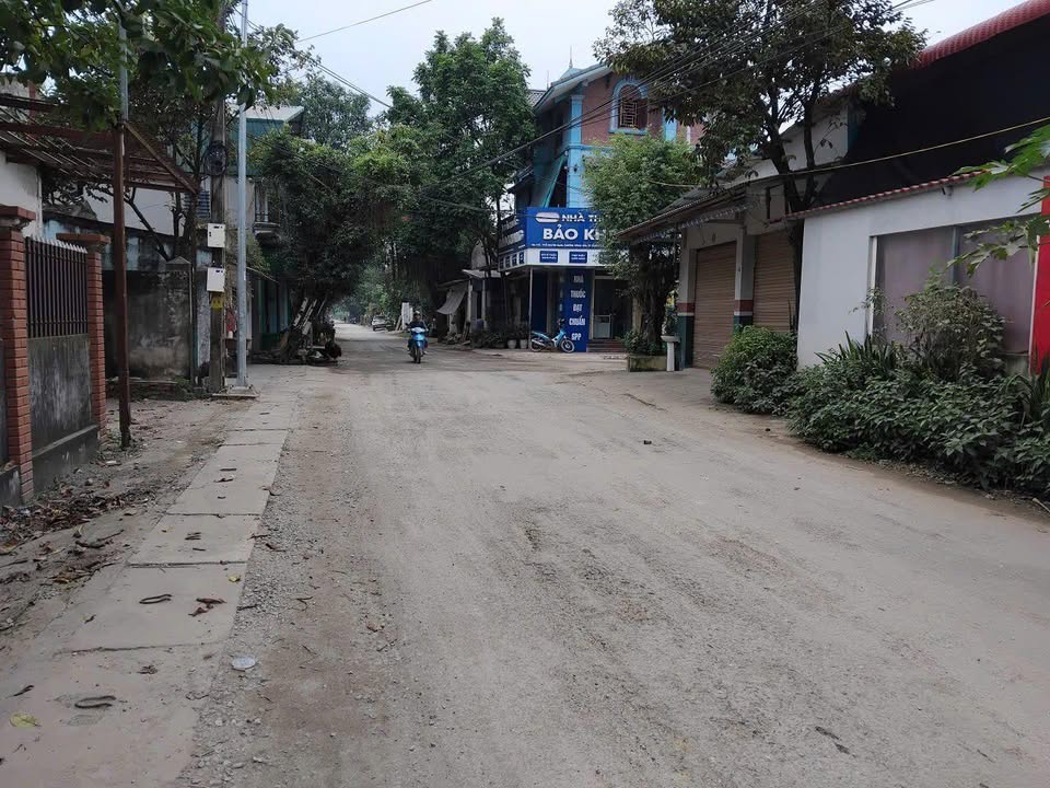 Nhà 2 tầng 600m² tại Đông Sơn giá chỉ 6 tỷ - Đầu tư sinh lời ngay!