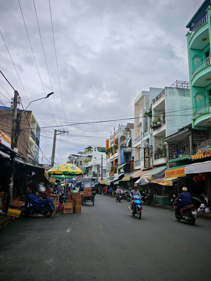 Bán Nhà Cấp 4 Mặt Tiền Bạch Đằng, Mỹ Long, 217m² - Vị Trí Đắc Địa Kinh Doanh Tốt!