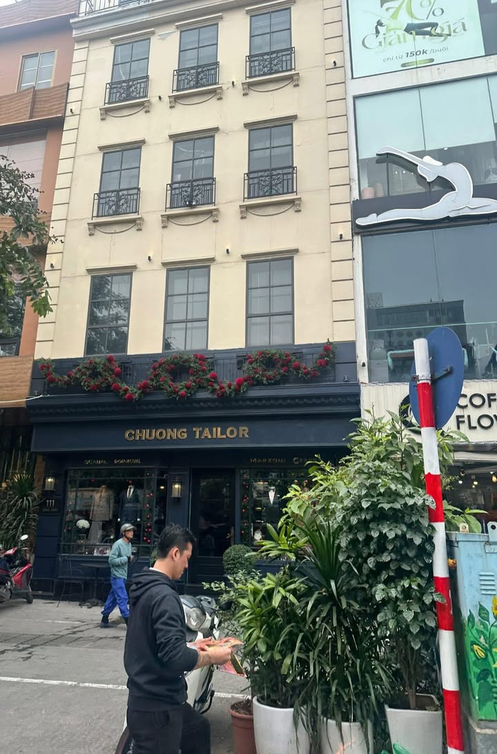 Cho thuê mặt bằng kinh doanh Trần Đại Nghĩa, quận Hai Bà Trưng, 48m² giá 80 triệu/tháng - Vị trí đắc địa cho mọi mô hình!