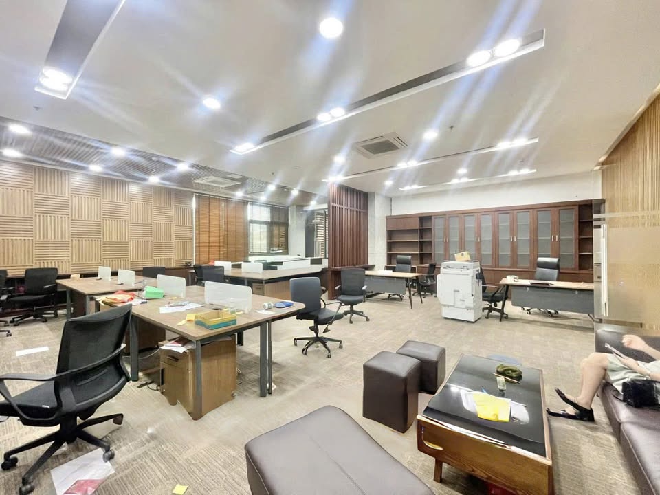 Văn phòng cho thuê tại Nguyễn Trãi, Thanh Xuân 40m² giá chỉ 6 triệu - View thoáng đãng!