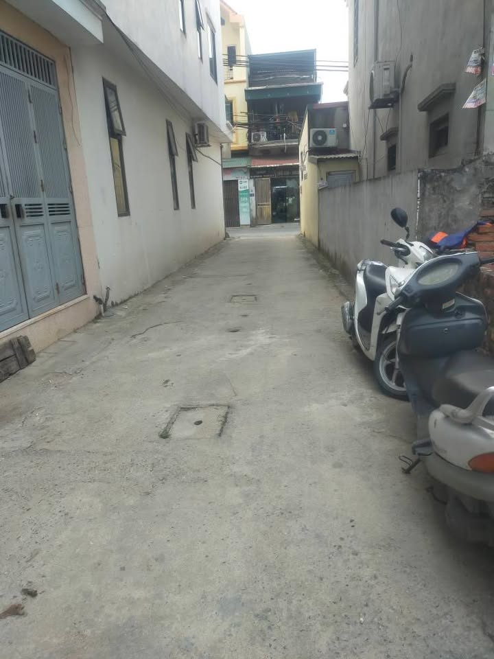 Đất thổ cư Việt Hưng 61m² giá 7 tỷ - Sổ đỏ chính chủ, không quy hoạch!