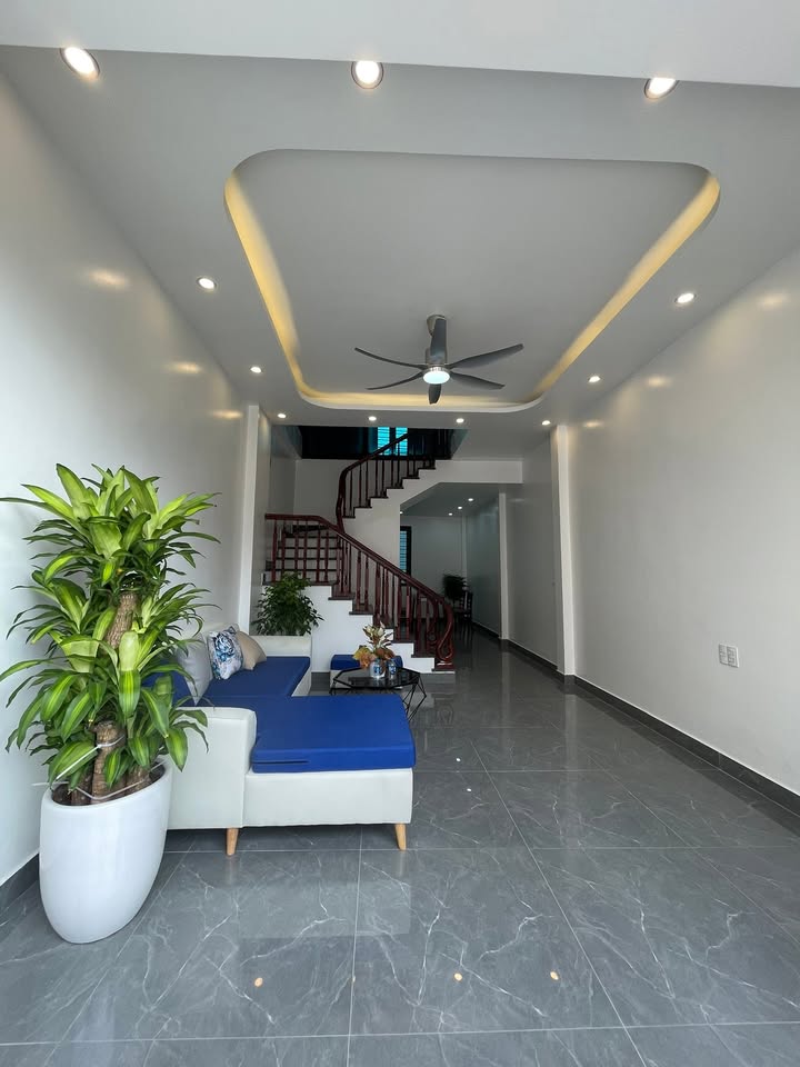 Nhà 3 tầng tại Nhật Tân, Hải Dương 50m² giá 2.15 tỷ - Vị trí trung tâm thuận tiện sinh hoạt!