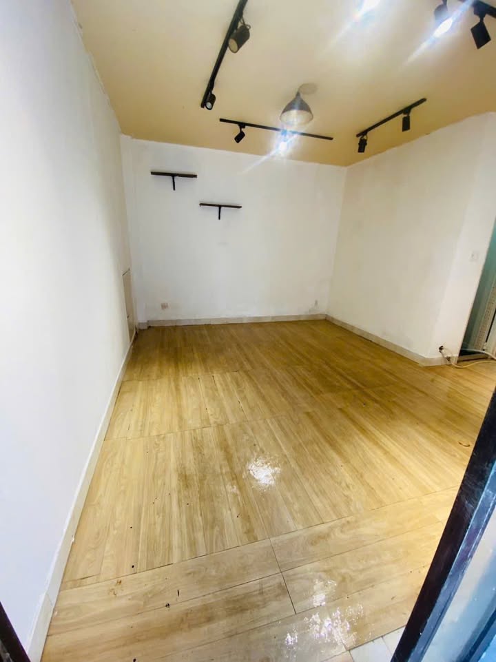 Phòng cho thuê 168 Trường Chinh, Tân Bình 3.79 triệu - Gần quận 10, tiện nghi đầy đủ!