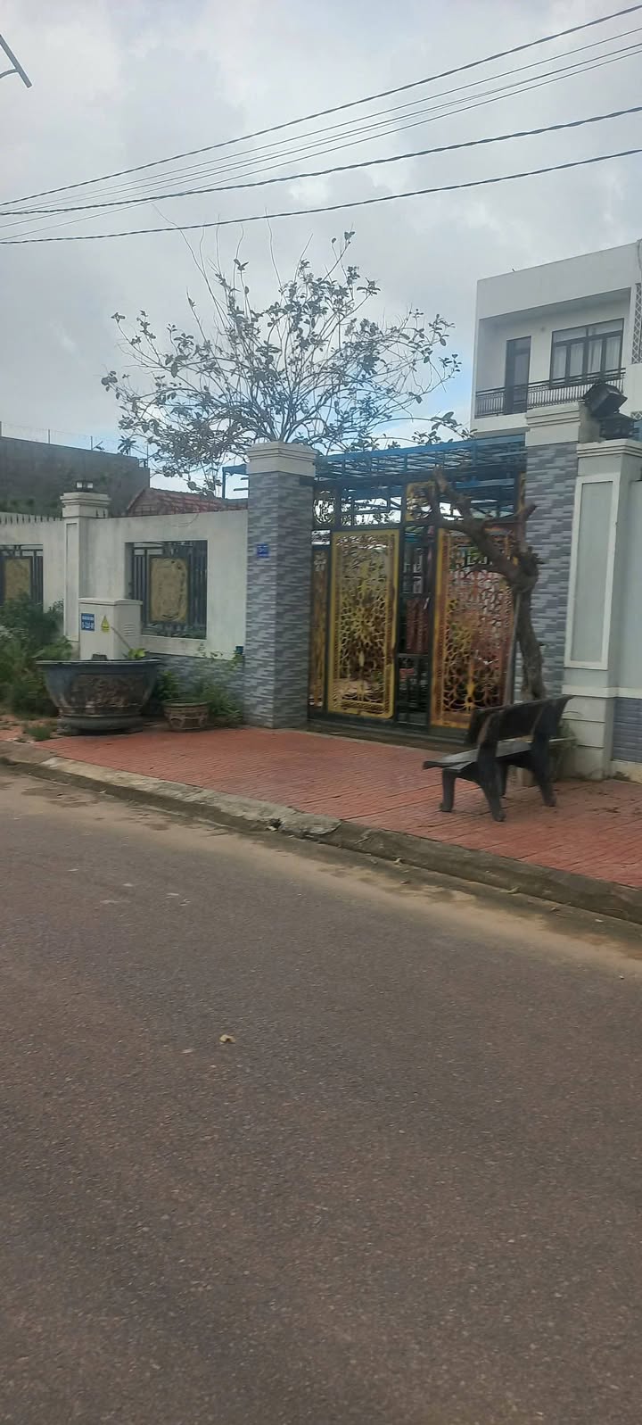 Đất nền mặt tiền đường Lê Văn Trung, phường Đập Đá, 111m² - Sổ hồng chính chủ, giá chỉ 1.7 tỷ!