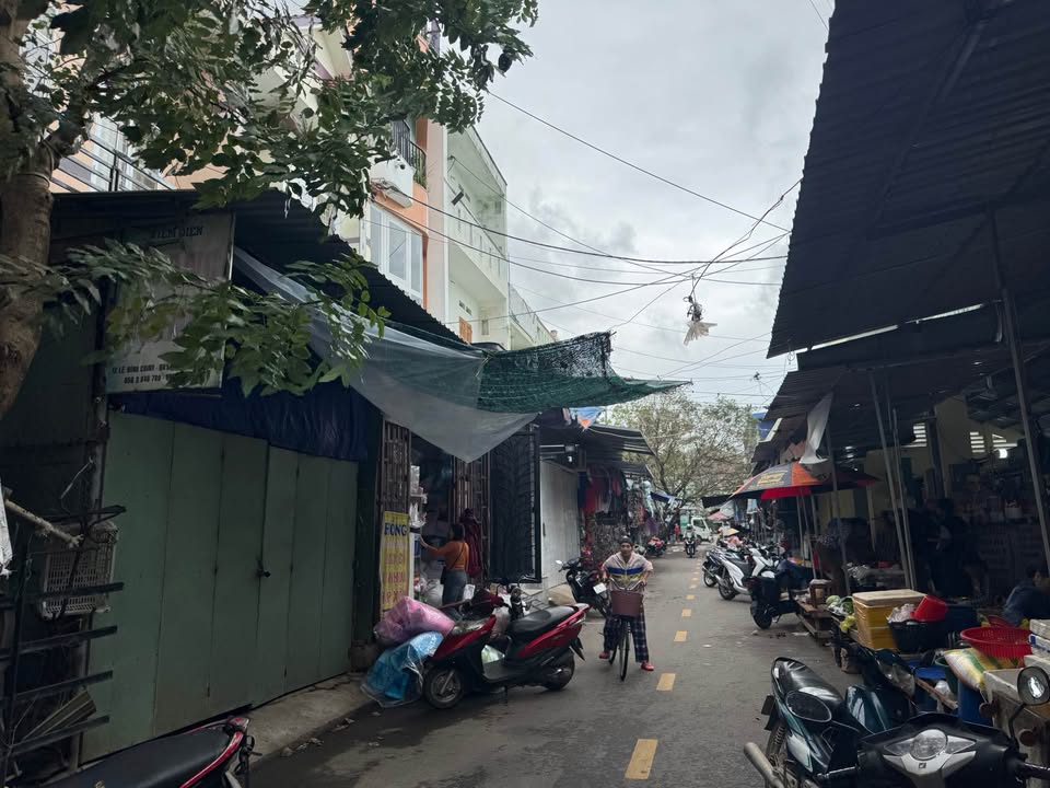 Nhà mặt tiền chợ Thành Thái, Quy Nhơn 52m² giá 4.5 tỷ - Kinh doanh thuận lợi!