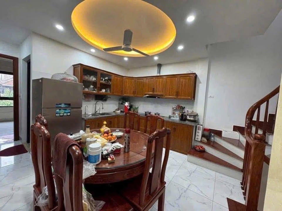 Nhà mặt hồ Ninh Hiệp 62m² giá thỏa thuận - Kinh doanh sinh lời!