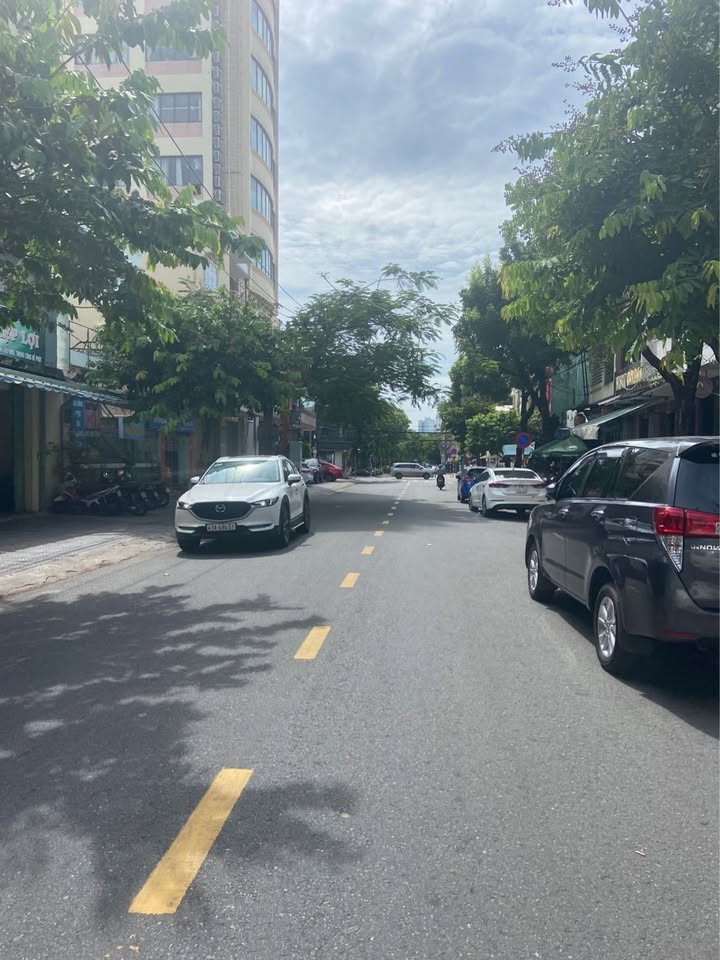 Đất nền mặt tiền đường Hoàng Văn Thụ, Hải Châu 295m² giá 40 tỷ - Cơ hội đầu tư hấp dẫn!