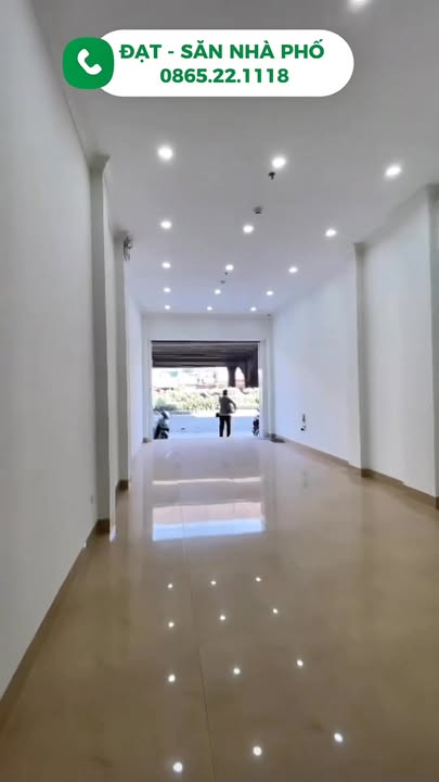 Nhà mặt phố Nguyễn Xiển, Thanh Xuân 64m² giá 1.1 tỷ - Vị trí đắc địa cho kinh doanh!