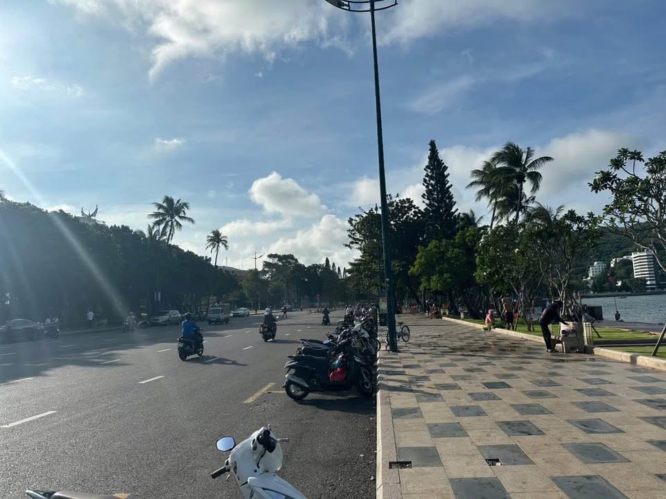 Bán nhà mặt tiền Rạch Dừa, Vũng Tàu 294m² giá 11 tỷ - Cơ hội đầu tư không thể bỏ lỡ!