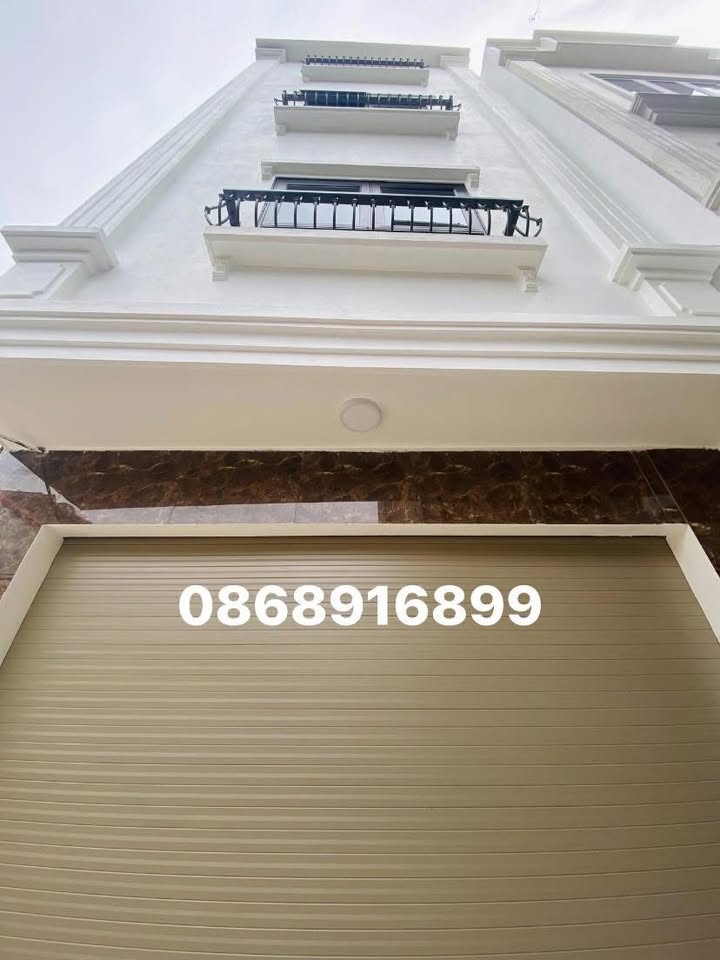 Nhà phố Yên Quán Tân Phú 40m² giá 4 tỷ - Ô tô đỗ cửa, gần hồ điều hòa!